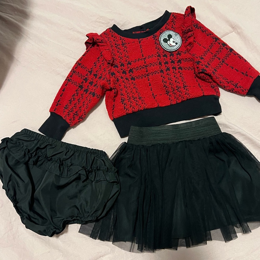 Pippa & Julie Mickey Outfit
